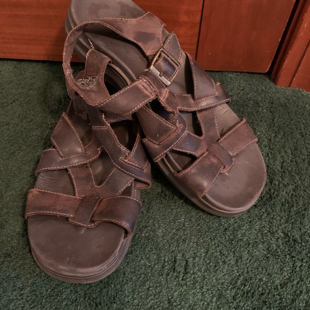 Sketchers Leather Uppers Sandals
